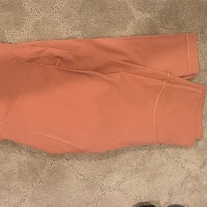 Lululemon pink leggings wunder unders
